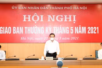 Ông Chu Ngọc Anh - Chủ tịch UBND TP. Hà Nội - chủ trì hội nghị giao ban thường kỳ (Ảnh - Xuân Hải) 