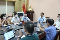 GS.TS. Nguyễn Văn Kính chủ trì họp Hội đồng chuyên môn cập nhật hướng dẫn chẩn đoán và điều trị COVID-19 (Ảnh - BYT) 