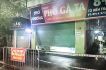 Quán phở Gà ta ở 84 Tô Hiến Thành đang phong toả vì có ca mắc COVID-19 (Ảnh - Minh Thuý) 