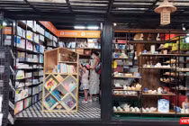 Ngôi nhà thân thương của sách đã được mở cửa trở lại từ ngày 9/10. Ảnh: Hoà Bình