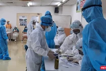 Tổ chức lấy mẫu xét nghiệm mở rộng giám sát tại công ty nằm trong Khu chế xuất Tân Thuận (Nguồn: Trung tâm Y tế quận 7)