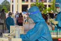 TP.HCM đang trong chiến dịch xét nghiệm toàn dân đạt 5 triệu người trong vòng 10 ngày. Ảnh: HCDC