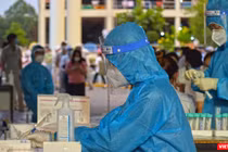 TP.HCM đang trong chiến dịch xét nghiệm toàn dân đạt 5 triệu người trong vòng 10 ngày. Ảnh: HCDC