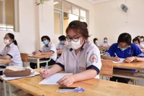 Thí sinh ở điểm thi trường THPT Thanh Đa (Q.Bình Thạnh) - Ảnh Ngọc Phượng