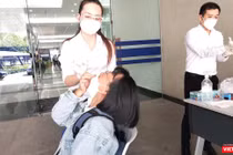 Chính thức bỏ quy định xét nghiệm trước khi lên máy bay từ TP.HCM, Cần Thơ. Ảnh: Hoà Bình 