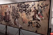 Bức tranh Bảo vật quốc gia "Thiếu nữ trong vườn" của danh hoạ Nguyễn Gia Trí được đánh số 15 trên iMuseum (Ảnh: Hoà Bình)