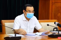 Ủy viên Bộ Chính trị, Bí thư Thành ủy TP.HCM Nguyễn Văn Nên tại cuộc họp. Ảnh TTBC