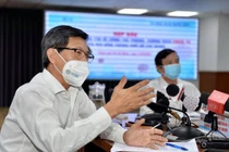 Bác sĩ Nguyễn Trí Dũng - Giám đốc HCDC trong một cuộc họp báo diễn ra mới đây - Ảnh: Tuổi Trẻ