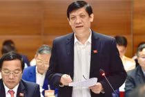 Bộ trưởng Bộ Y tế Nguyễn Thanh Long phát biểu tại cuộc họp - Ảnh: VGP