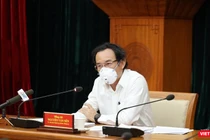 Bí thư Thành ủy TP.HCM Nguyễn Văn Nên chủ trì cuộc họp tại điểm cầu Thành ủy. Ảnh: Khang Minh