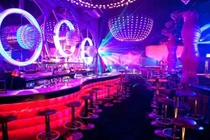 TP.HCM tiếp tục dừng hoạt động kinh doanh dịch vụ karaoke, vũ trường, spa, massage, quán bar. Ảnh minh hoạ