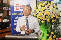 Ông Nguyễn Minh Hồng – Chủ tịch Hội truyền thông số Việt Nam, Trưởng ban tổ chức giải thưởng Chuyển đổi số Việt Nam 2021 phát biểu tại họp báo (Ảnh: Trường Giang) 