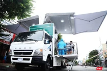 Xe tiêm vaccine COVID-19 lưu động của Trường Hải Thaco