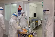 Khu vực cách ly điều trị bệnh nhân COVID-19 tại BV Dã chiến Hải Dương (Ảnh: CTV) 