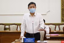 Ông Dương Anh Đức - Phó chủ tịch UBND TP.HCM thông tin về việc thành phố áp dụng nhiều biện pháp tăng cường từ 0 giờ ngày 23-8