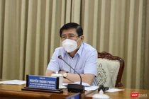 Chủ tịch UBND TP.HCM Nguyễn Thành Phong đã ban hành Chỉ thị khẩn số 10 yêu cầu siết chặt giãn cách xã hội (Ảnh: TTBC) 