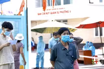 Khu vực lấy mẫu xét nghiệm ngày 1/7 tại phường 6, quận 4 - Ảnh: Tự Trung