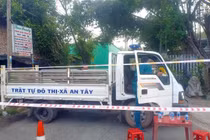 Khu nhà trọ bị phong toả vì liên quan đến 3 người nhập cảnh trái phép (Ảnh: BD) 