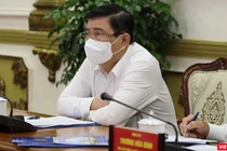 Chủ tịch UBND TP.HCM Nguyễn Thành Phong chỉ đạo cán bộ không tiếp khách tại công sở, trừ trường hợp có thư mời đích danh. Ảnh: TTBC
