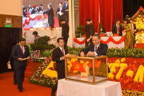 Các đại biểu bỏ phiếu bầu Ban Chấp hành Đảng bộ TP Đà Nẵng khoá XXII.