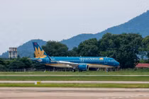 Vietnam Airlines điều chỉnh kế hoạch khai thác do ảnh hưởng của bão số 13