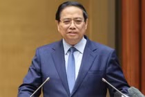 Thủ tướng: Lập quỹ học bổng quốc gia, tăng chi cho giáo dục