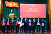 Hội nghị cũng thông qua quyết định điều động, bổ nhiệm hàng loạt nhân sự sau sắp xếp.