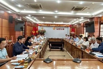 Quang cảnh cuộc họp bàn phối hợp xây dựng Đề án sắp xếp, sáp nhập cơ quan HĐND TP Đà Nẵng và HĐND tỉnh Quảng Nam. Ảnh: Văn Việt