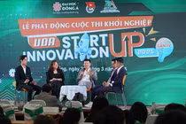 Các diễn giả, chuyên gia đối thoại tại chương trình khởi động cuộc thi khởi nghiệp sinh viên “UDA Startup Innovation 2025”.