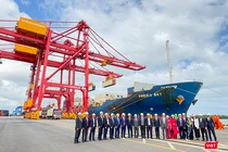 Sáng 3/2, lãnh đạo UBND tỉnh Quảng Nam và Tập đoàn Thaco khánh thành bến tàu 5 vạn tấn và xuất chuyến hàng đầu năm Ất Tỵ đi Trung Đông và Ấn Độ.