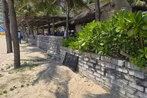 Một góc Temple Resort Danang vừa bị cơ quan chức năng TP Đà Nẵng xử phạt hơn 224 triệu đồng vì gây ô nhiểm môi trường biển.