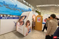 Chiều 28/11, Cảng hàng không quốc tế Đà Nẵng, phối hợp cùng các đối tác chính thức đưa thêm 2 phòng nuôi con bằng sữa mẹ tại Nhà ga hành khách T1 nhằm phục vụ hành khách.