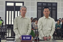 Bị cáo Nguyễn Thái Điền và Đào Nguyên Nghị tại phiên xét xử.