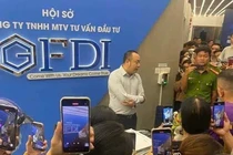 Khách hàng tập trung tại trụ sở Công ty GFDI tại Đà Nẵng để đòi quyền lợi