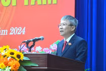 Ông Nguyễn Đức Dũng, Chủ tịch HĐND tỉnh Quảng Nam phát biểu khai mạc kỳ họp