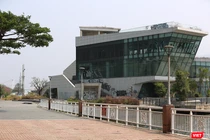 Ddự án nhà hàng, bến du thuyền trên đường Bạch Đằng (phường Hải Châu) liên quan đến vụ án Phan Văn Anh Vũ.