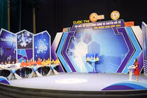 Các đội thi bắt đầu cuộc thi Tìm hiểu cải cách hành chính và chuyển đổi số Quảng Nam năm 2024 trong sáng 16/9.