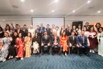 Đoàn công tác do Phó Chủ tịch Thường trực HĐND TP Đà Nẵng Trần Phước Sơn làm trưởng đoàn cùng các đối tác tại Hội thảo Xúc tiến đầu tư và Du lịch Đà Nẵng tại Sydney