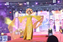 Tối 31/5, UBND quận Sơn Trà (TP Đà Nẵng) đã tổ chức đưa các dịch vụ du lịch về đêm trên cầu đi bộ Nguyễn Văn Trỗi và công viên bờ Đông chân cầu Nguyễn Văn Trỗi vào hoạt động.