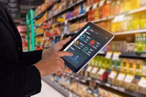 Quản lý hàng tồn kho AI nhanh chóng xác định các mặt hàng hết hàng và lỗi định giá.