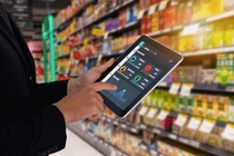 Quản lý hàng tồn kho AI nhanh chóng xác định các mặt hàng hết hàng và lỗi định giá.