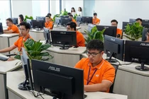 FPT hiện có hơn 300 chuyên gia công nghệ và hơn 2.500 kỹ sư làm việc trực tiếp tại Hàn Quốc.