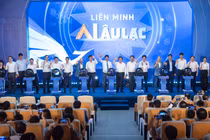 Hơn 20 thành viên đầu tiên của Liên minh AI Âu Lạc tại lễ ra mắt.