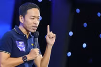 Ông Lê Hồng Minh khẳng định VNG đã vượt qua khó khăn bằng cách tập trung vào các giá trị cốt lõi và tầm nhìn chiến lược.