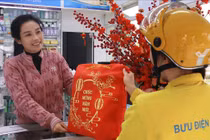 Bưu điện Việt Nam tổ chức phát hàng cả vào thứ Bảy, Chủ nhật và ngoài giờ hành chính, nhất là tại các địa bàn có sản lượng bưu phẩm lớn.