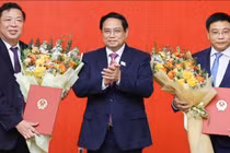 Giao nhiệm vụ cho 2 tân bộ trưởng, Thủ tướng lưu ý thực hiện tốt việc rà soát, tinh gọn bộ máy