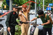 Bộ Công an bỏ quy định ghi hình, người dân giám sát CSGT làm việc thế nào? 