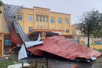 4 người chết, 78 người bị thương do bão số 3 Yagi 