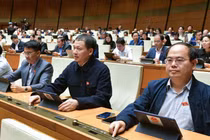 Quốc hội thống nhất tăng tuổi nghỉ hưu của sĩ quan quân đội 