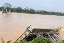 Thủ tướng chỉ đạo xây cầu Phong Châu mới kiên cố, an toàn trong điều kiện mưa lũ
